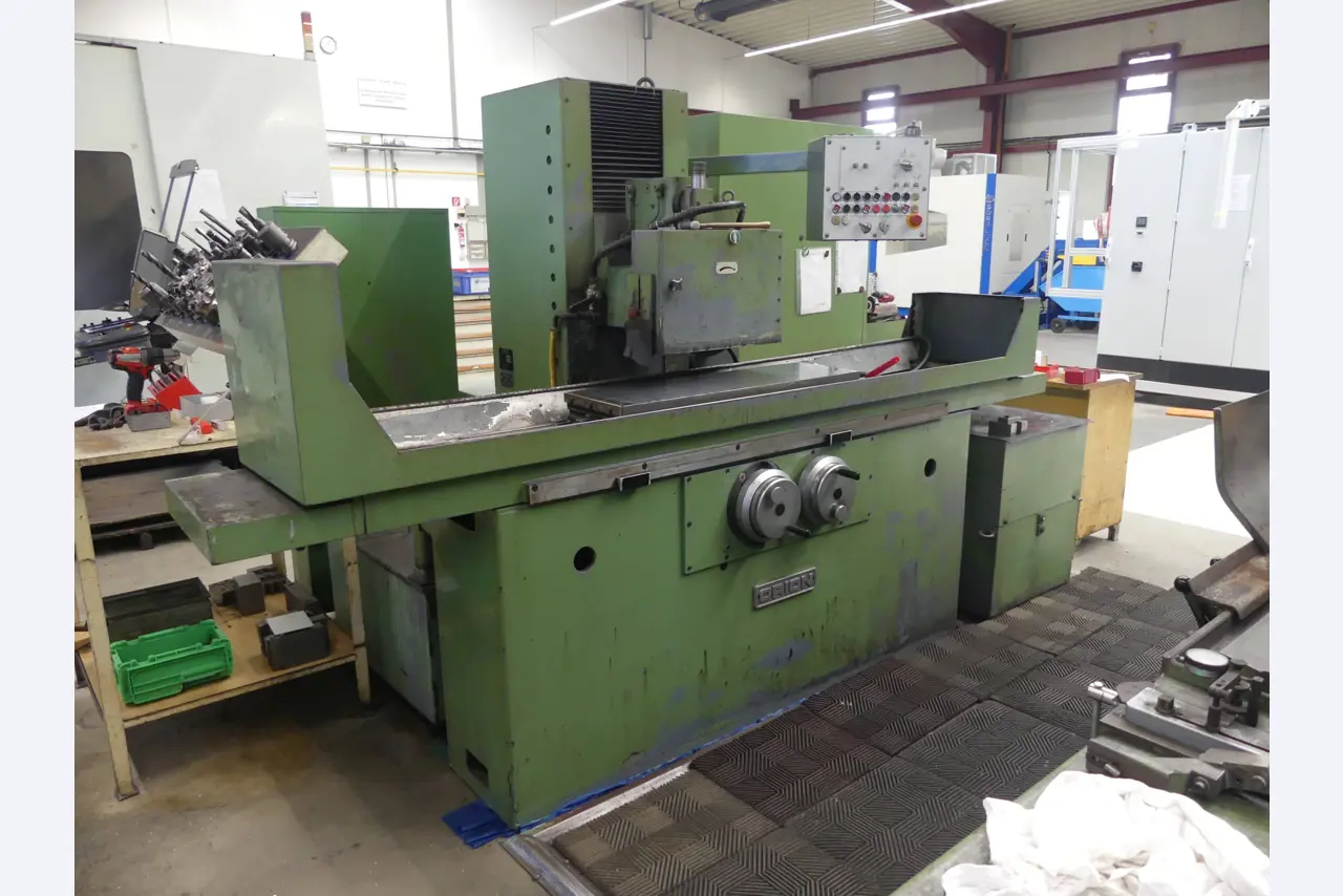 Maschinen und Betriebsausstattung eines Maschinenbauunternehmens-2