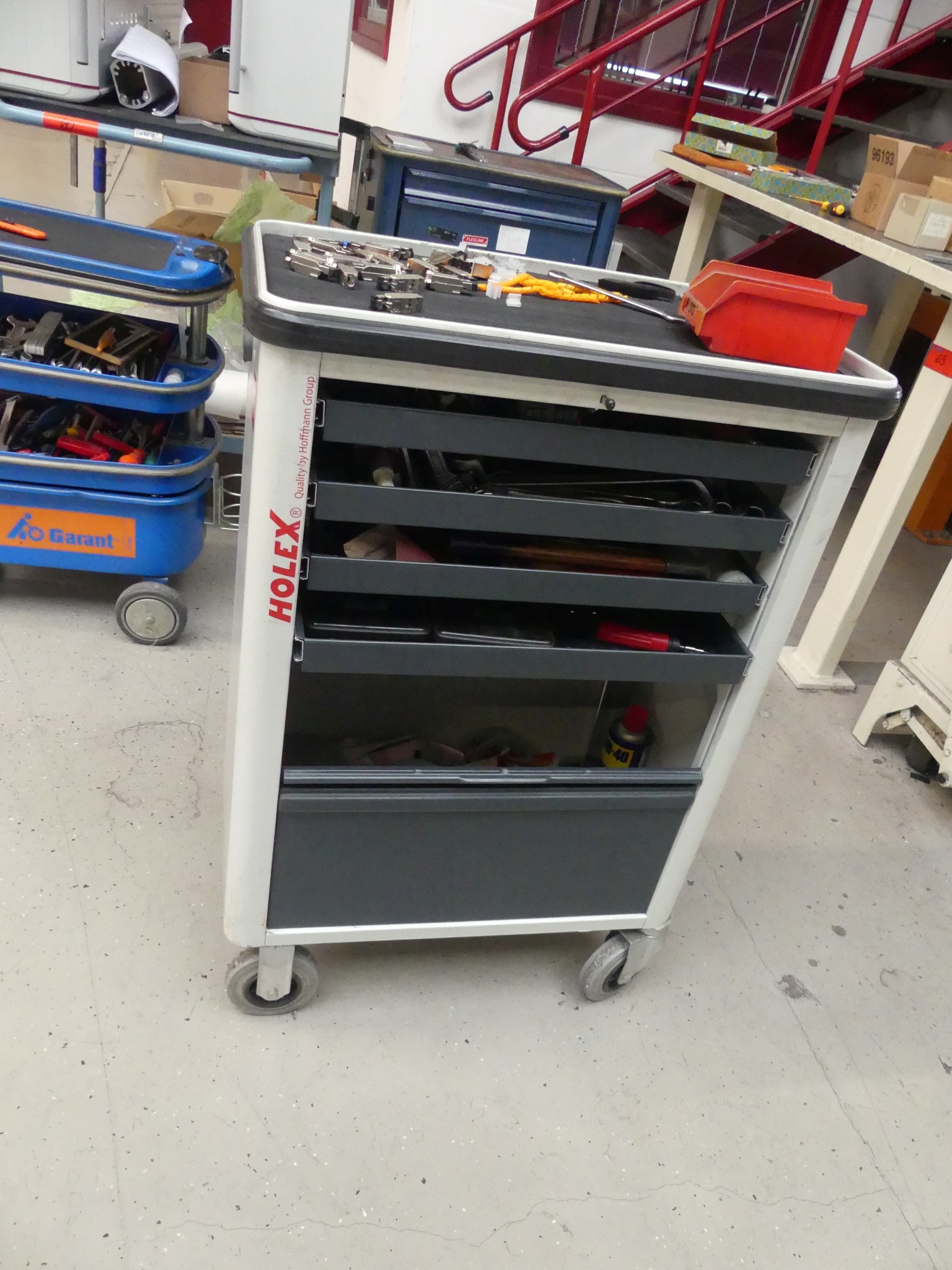 Maschinen und Betriebsausstattung eines Maschinenbauunternehmens-1