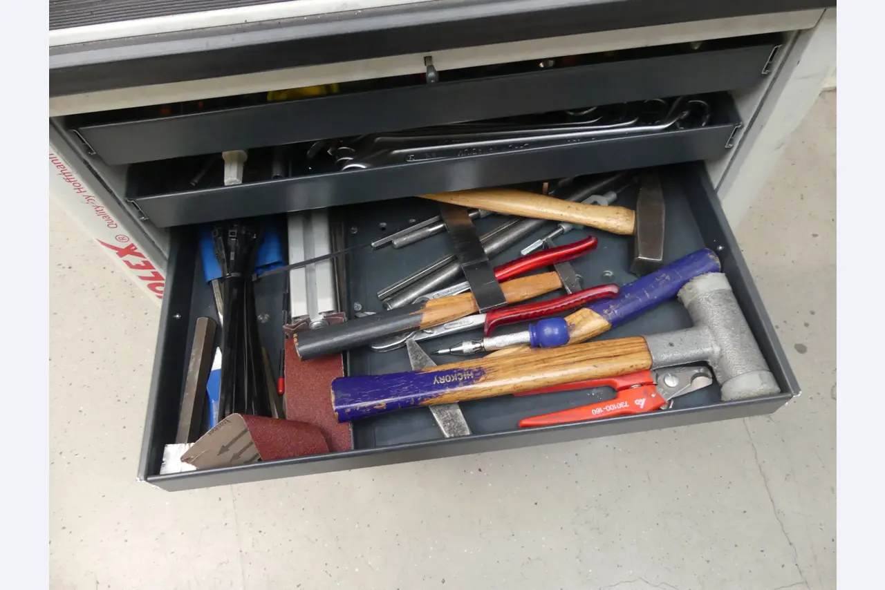 Maschinen und Betriebsausstattung eines Maschinenbauunternehmens-4