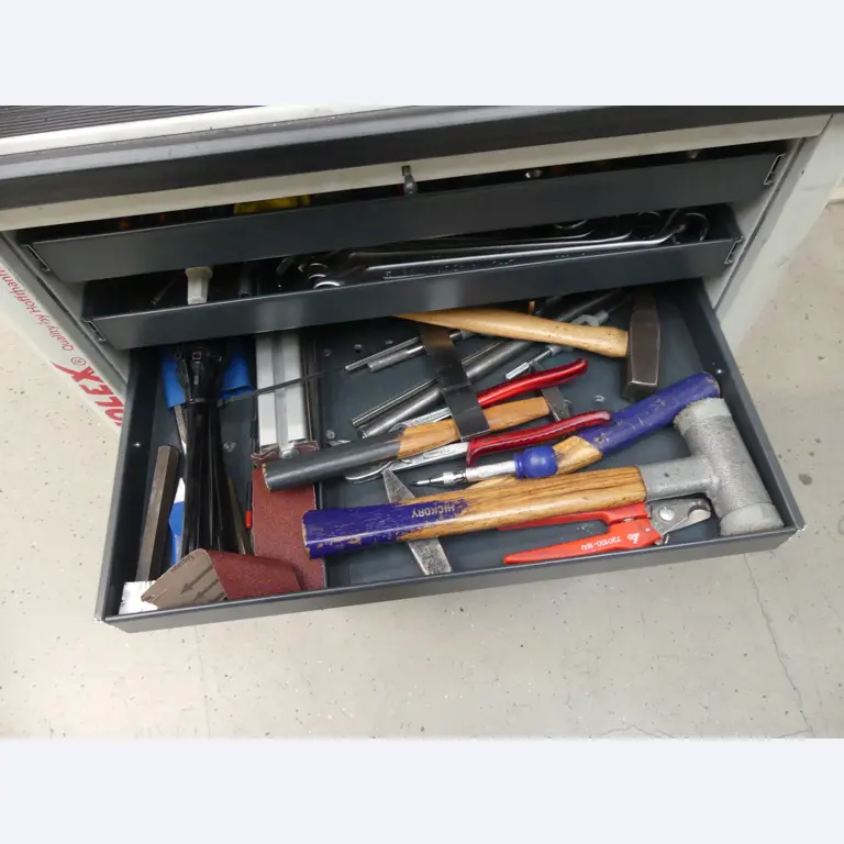 Maschinen und Betriebsausstattung eines Maschinenbauunternehmens-4