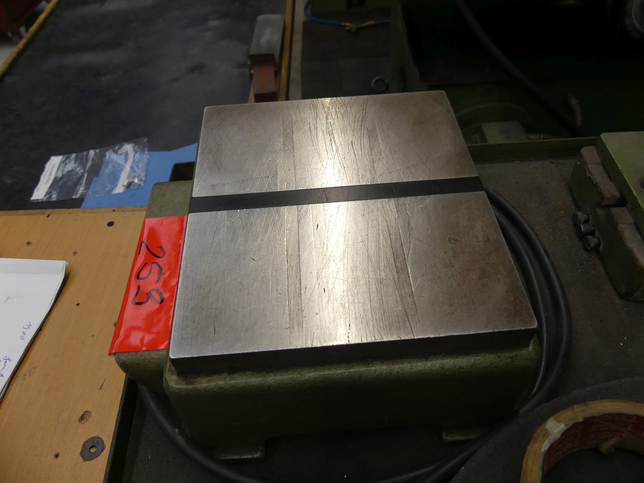 Maschinen und Betriebsausstattung eines Maschinenbauunternehmens-1