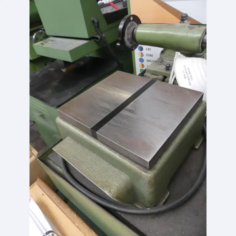 Maschinen und Betriebsausstattung eines Maschinenbauunternehmens-3