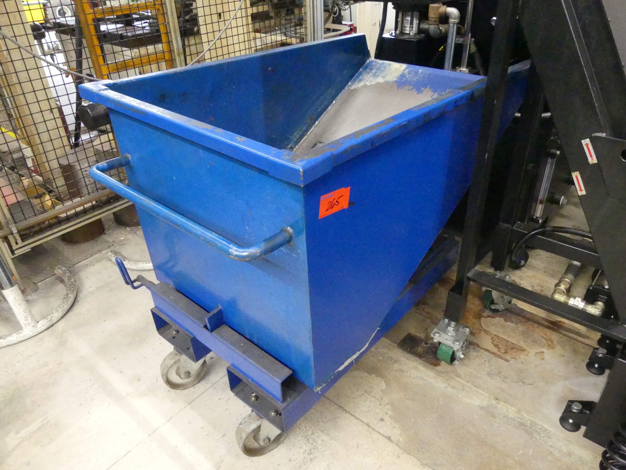 Maschinen und Betriebsausstattung eines Maschinenbauunternehmens-1