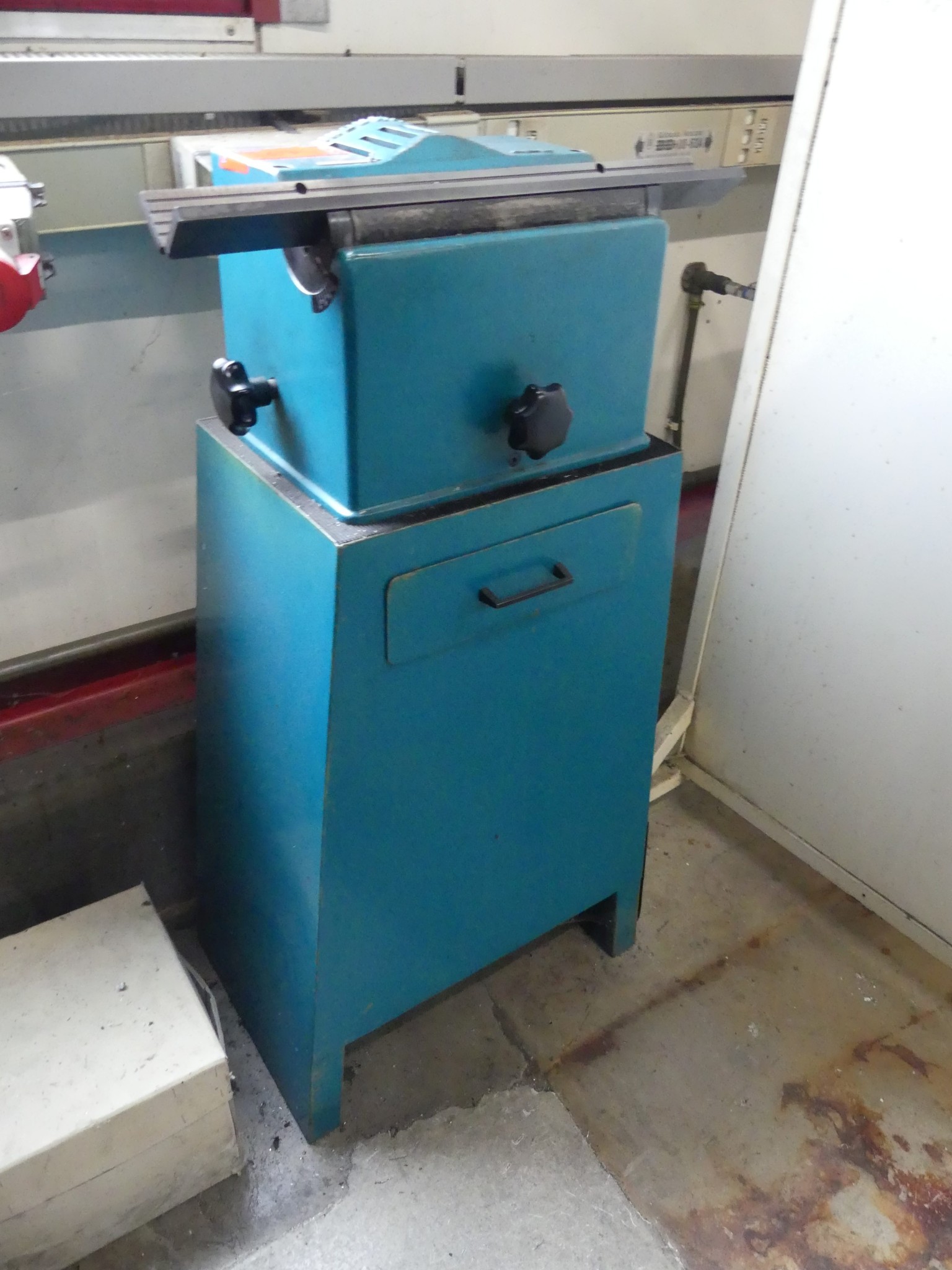 Maschinen und Betriebsausstattung eines Maschinenbauunternehmens-1