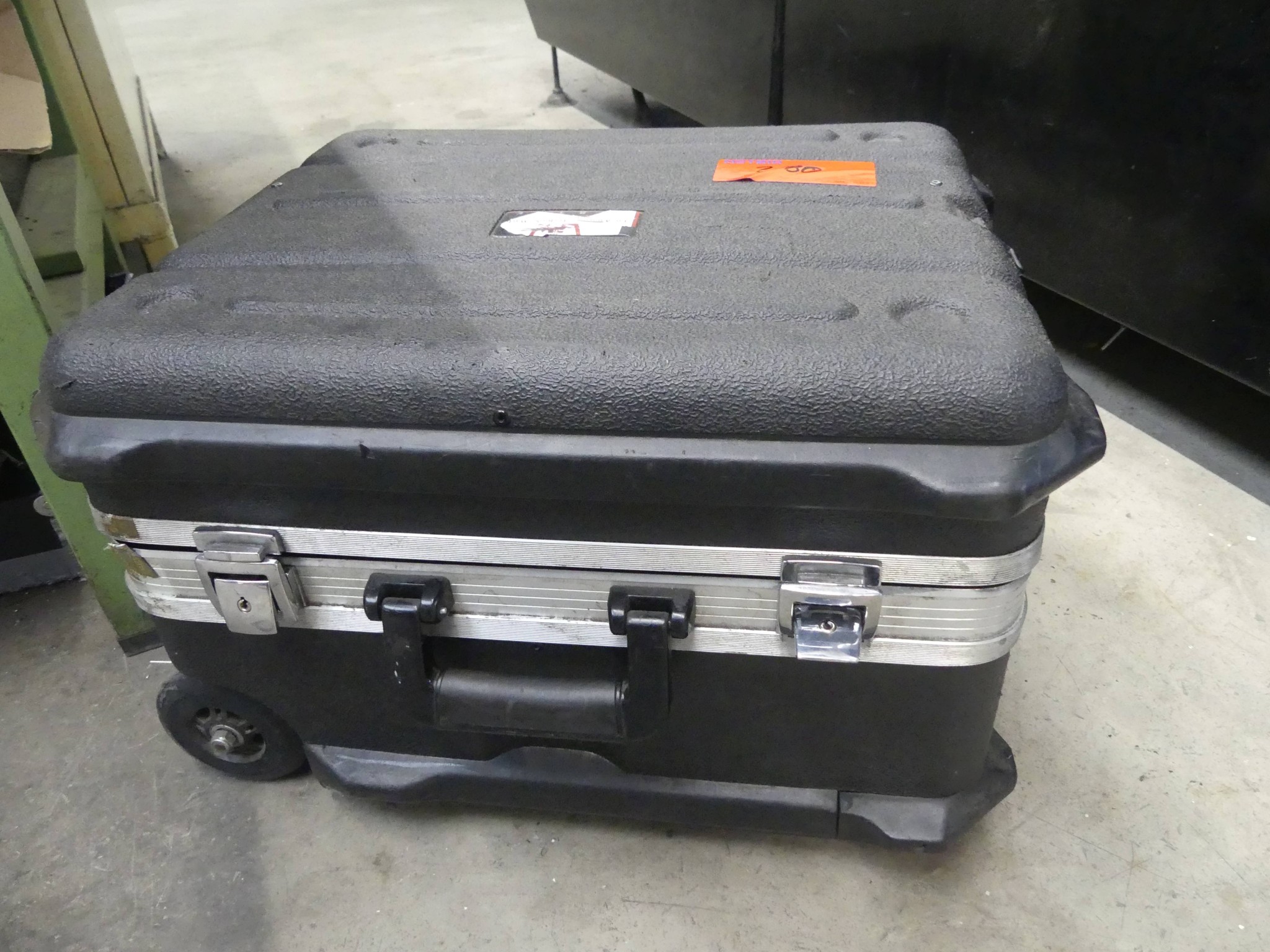 Maschinen und Betriebsausstattung eines Maschinenbauunternehmens-1