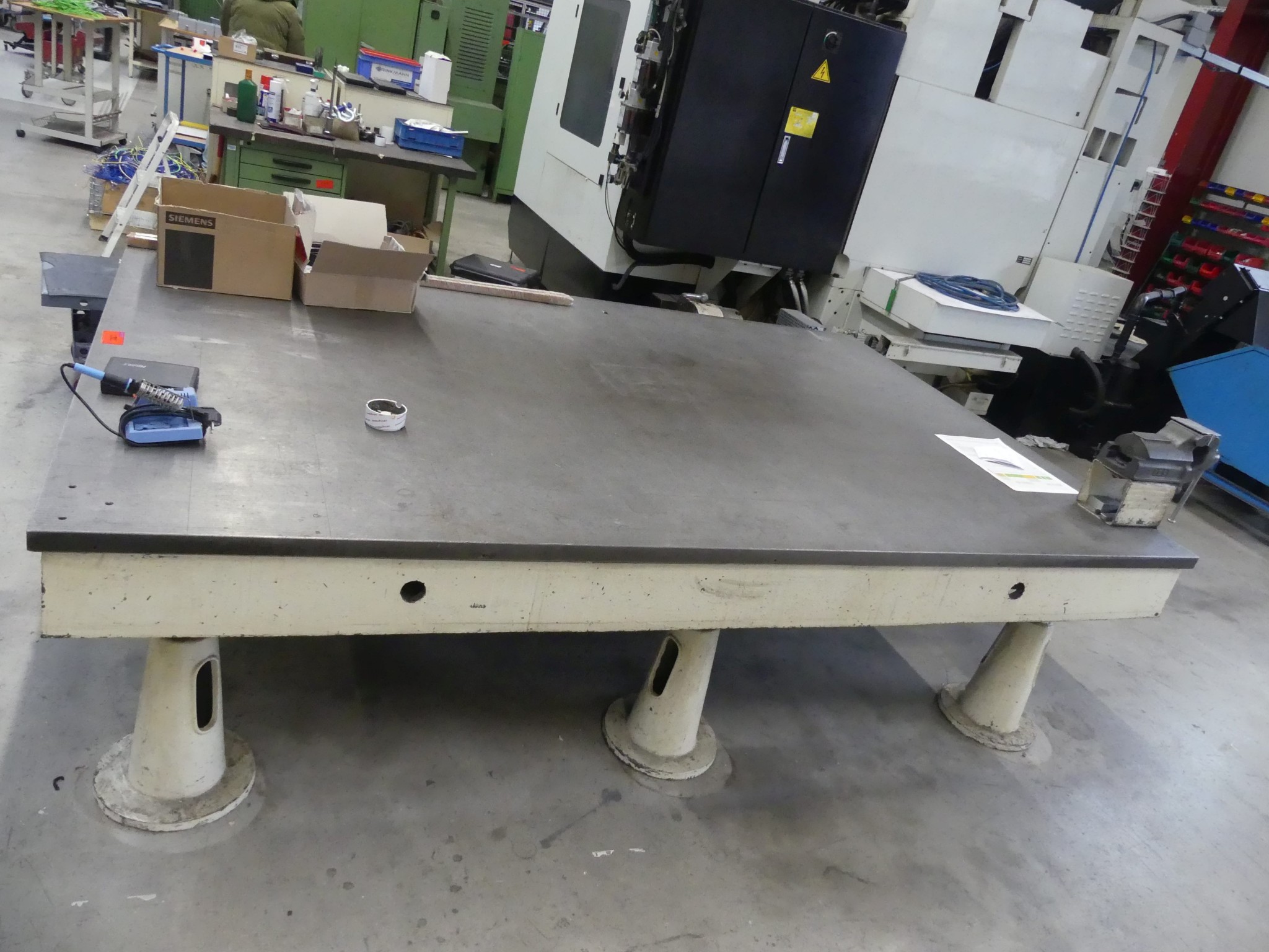 Maschinen und Betriebsausstattung eines Maschinenbauunternehmens-2