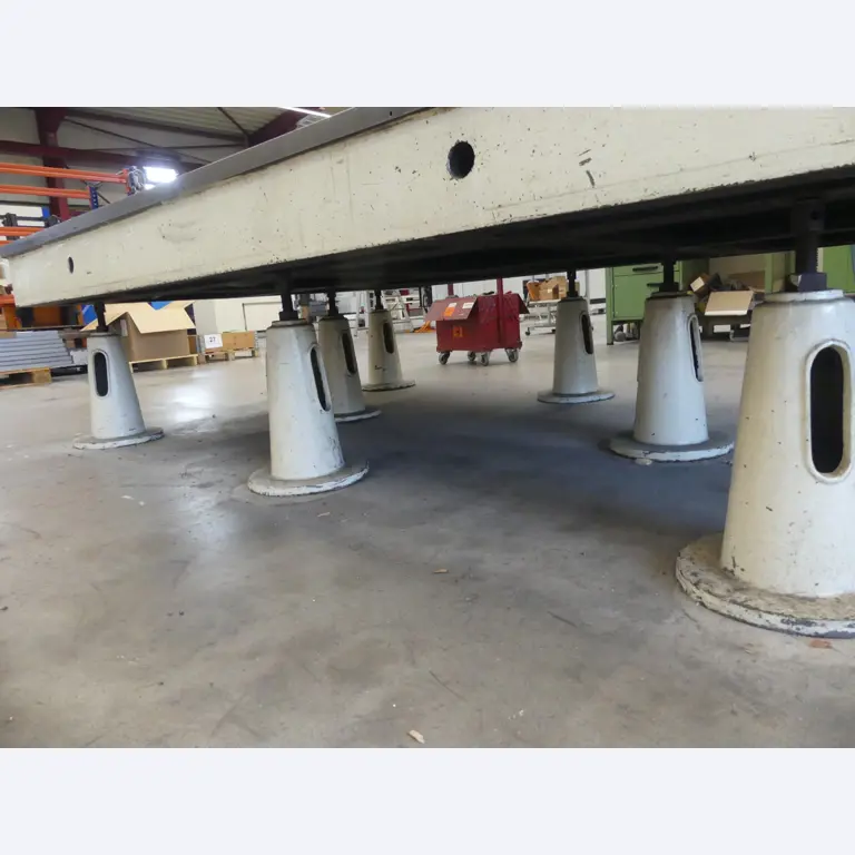 Máquinas e equipamento operacional de uma empresa de engenharia mecânica-4