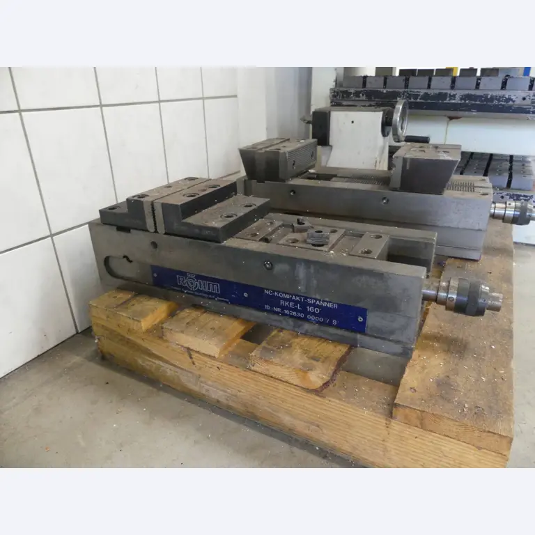 Maschinen und Betriebsausstattung eines Maschinenbauunternehmens-1