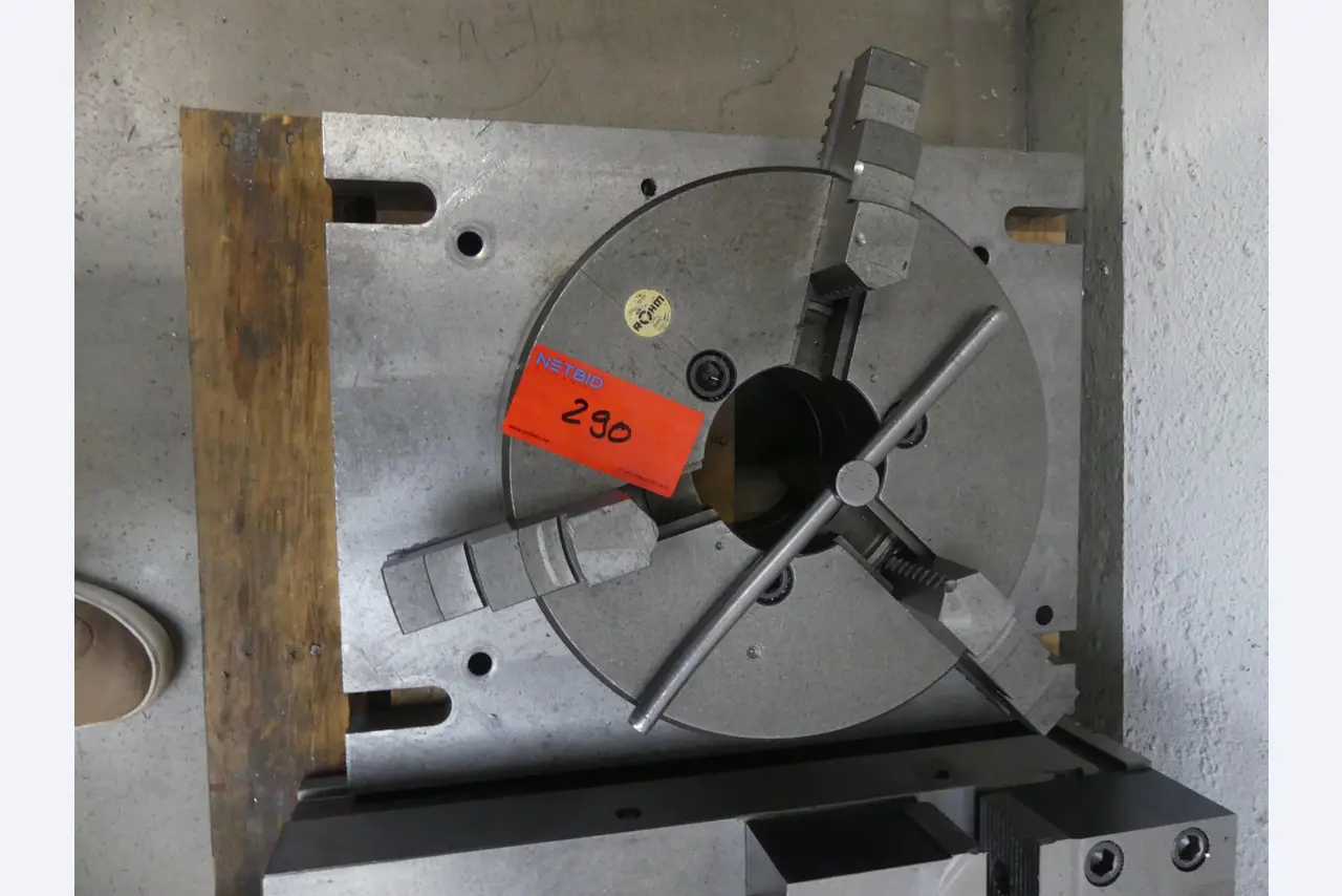 Maschinen und Betriebsausstattung eines Maschinenbauunternehmens-1