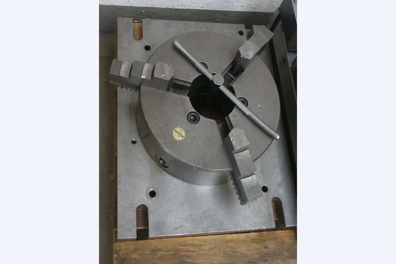 Maschinen und Betriebsausstattung eines Maschinenbauunternehmens-2