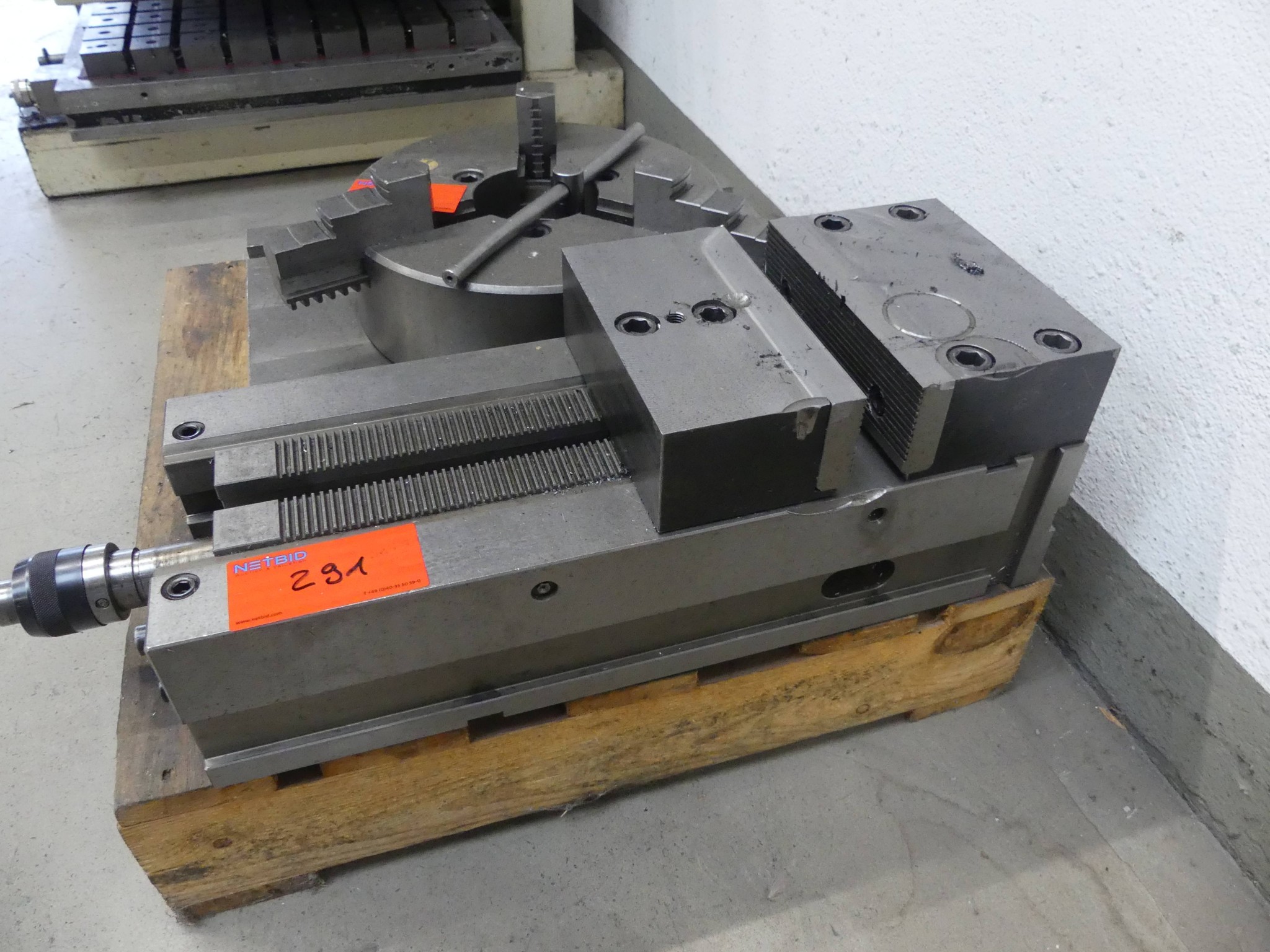 Maschinen und Betriebsausstattung eines Maschinenbauunternehmens-1