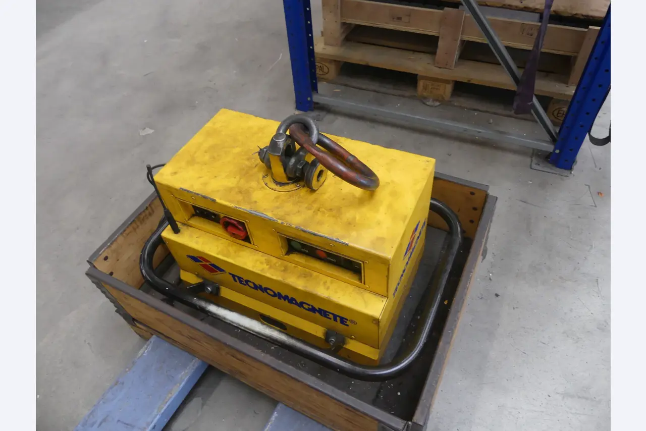 Maschinen und Betriebsausstattung eines Maschinenbauunternehmens-4