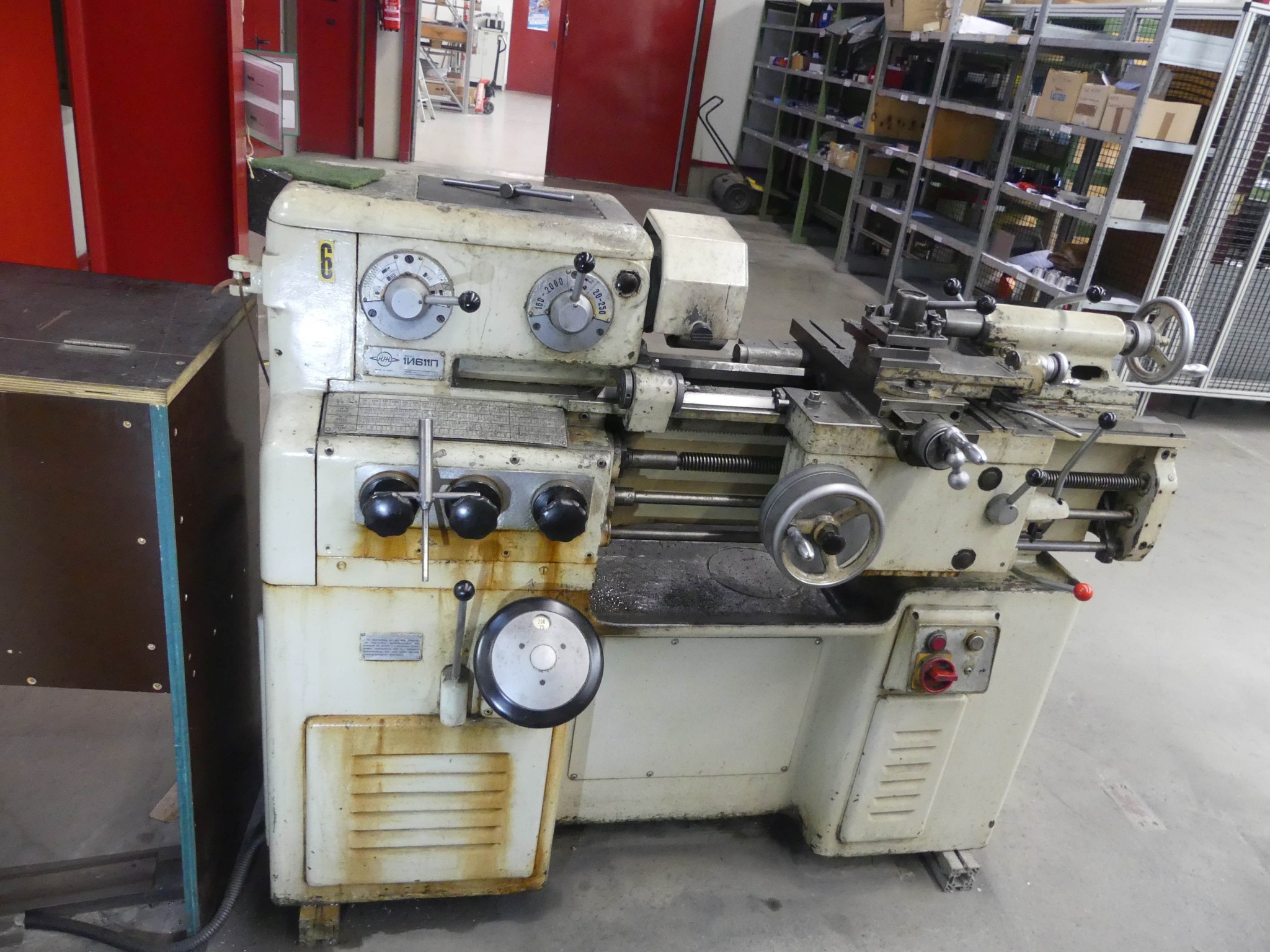 Maschinen und Betriebsausstattung eines Maschinenbauunternehmens-3