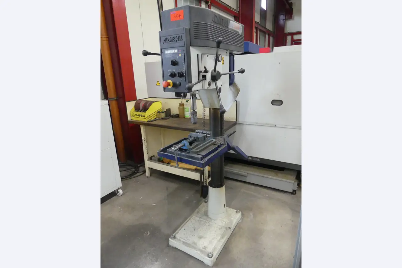 Maschinen und Betriebsausstattung eines Maschinenbauunternehmens-1