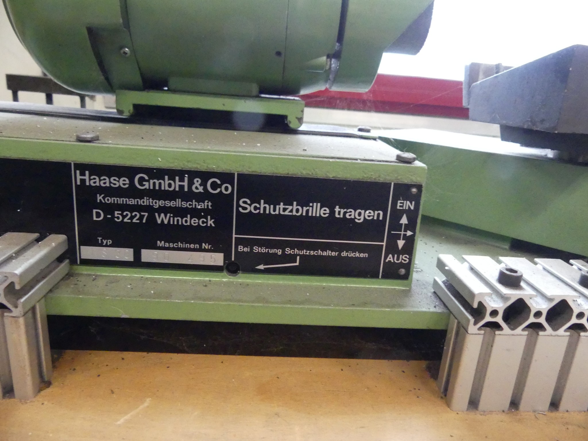 Maschinen und Betriebsausstattung eines Maschinenbauunternehmens-2