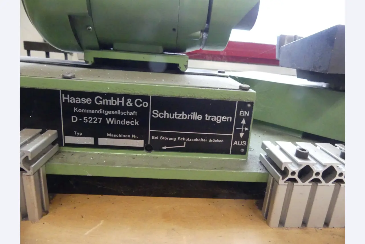 Maschinen und Betriebsausstattung eines Maschinenbauunternehmens-2