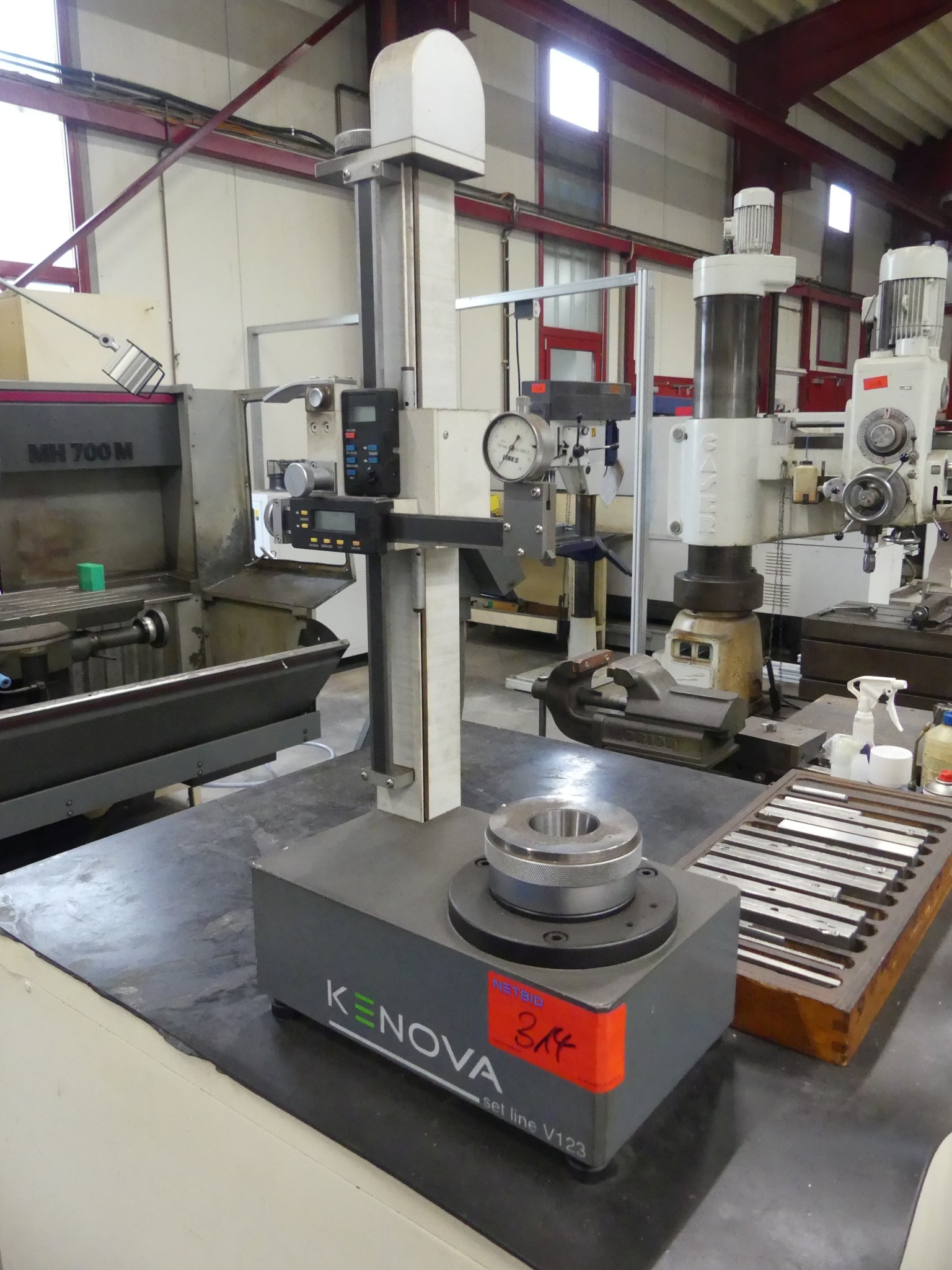 Maschinen und Betriebsausstattung eines Maschinenbauunternehmens-1