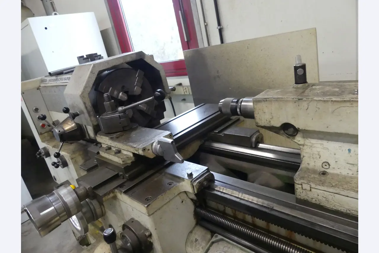 Maschinen und Betriebsausstattung eines Maschinenbauunternehmens-3