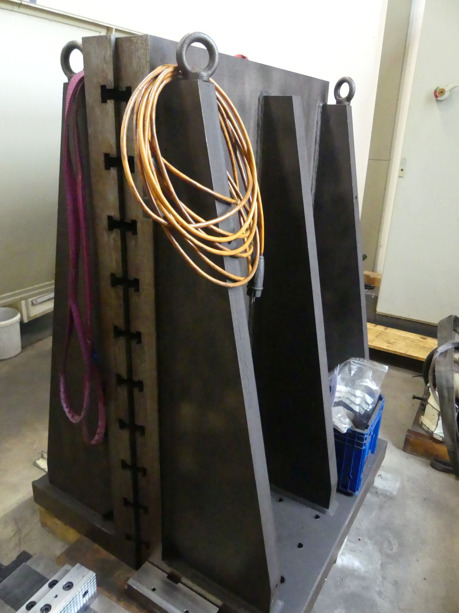 Maschinen und Betriebsausstattung eines Maschinenbauunternehmens-1