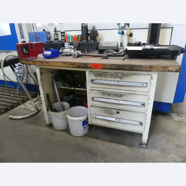 Maschinen und Betriebsausstattung eines Maschinenbauunternehmens-1