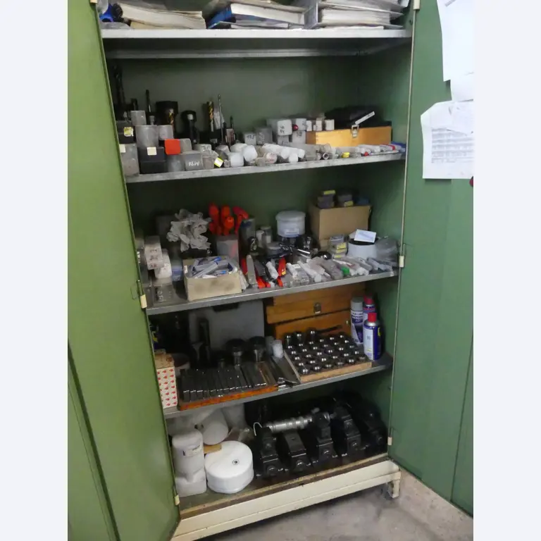 Maschinen und Betriebsausstattung eines Maschinenbauunternehmens-2