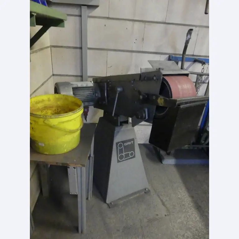 Maschinen und Betriebsausstattung eines Maschinenbauunternehmens-2