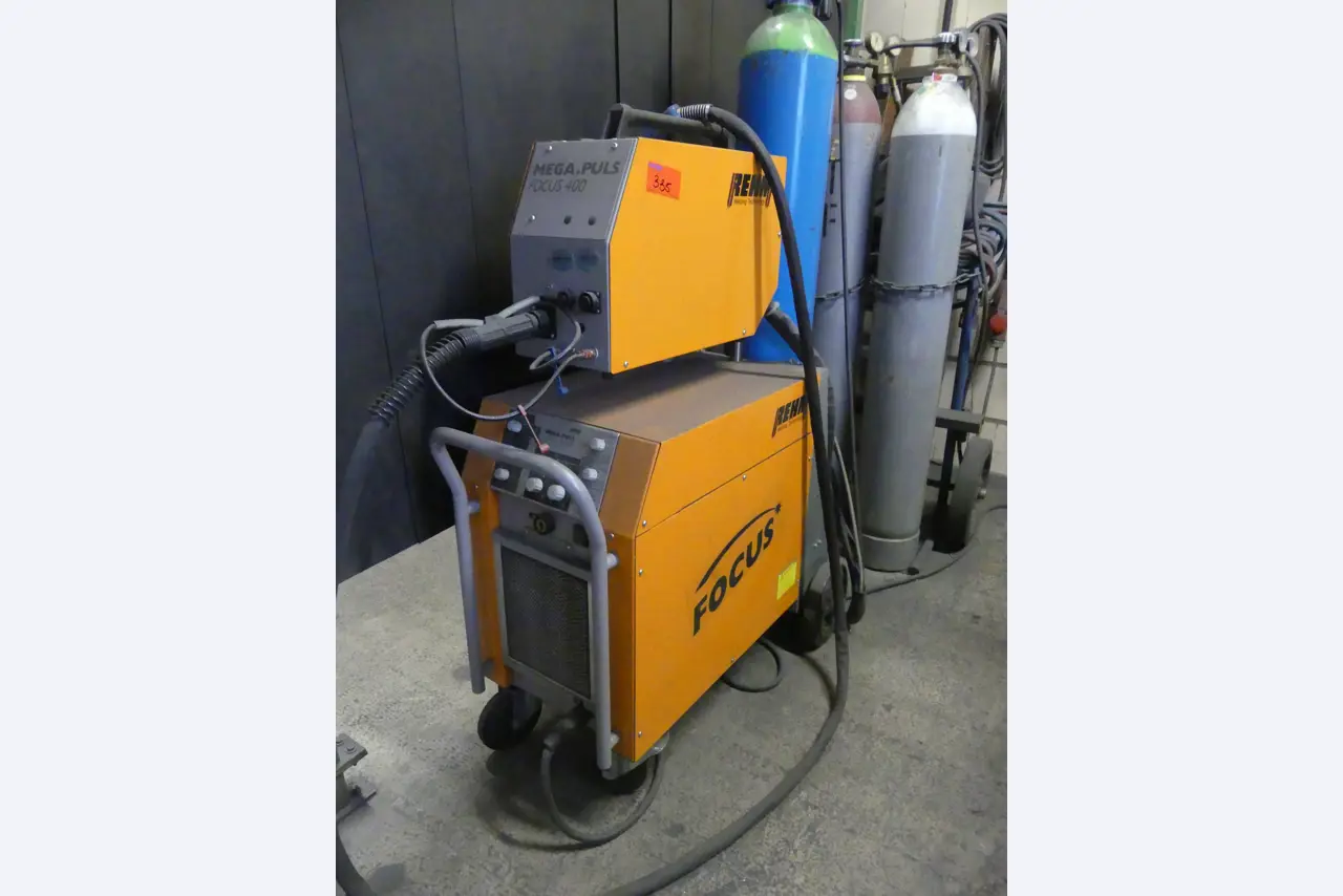 Maschinen und Betriebsausstattung eines Maschinenbauunternehmens-1