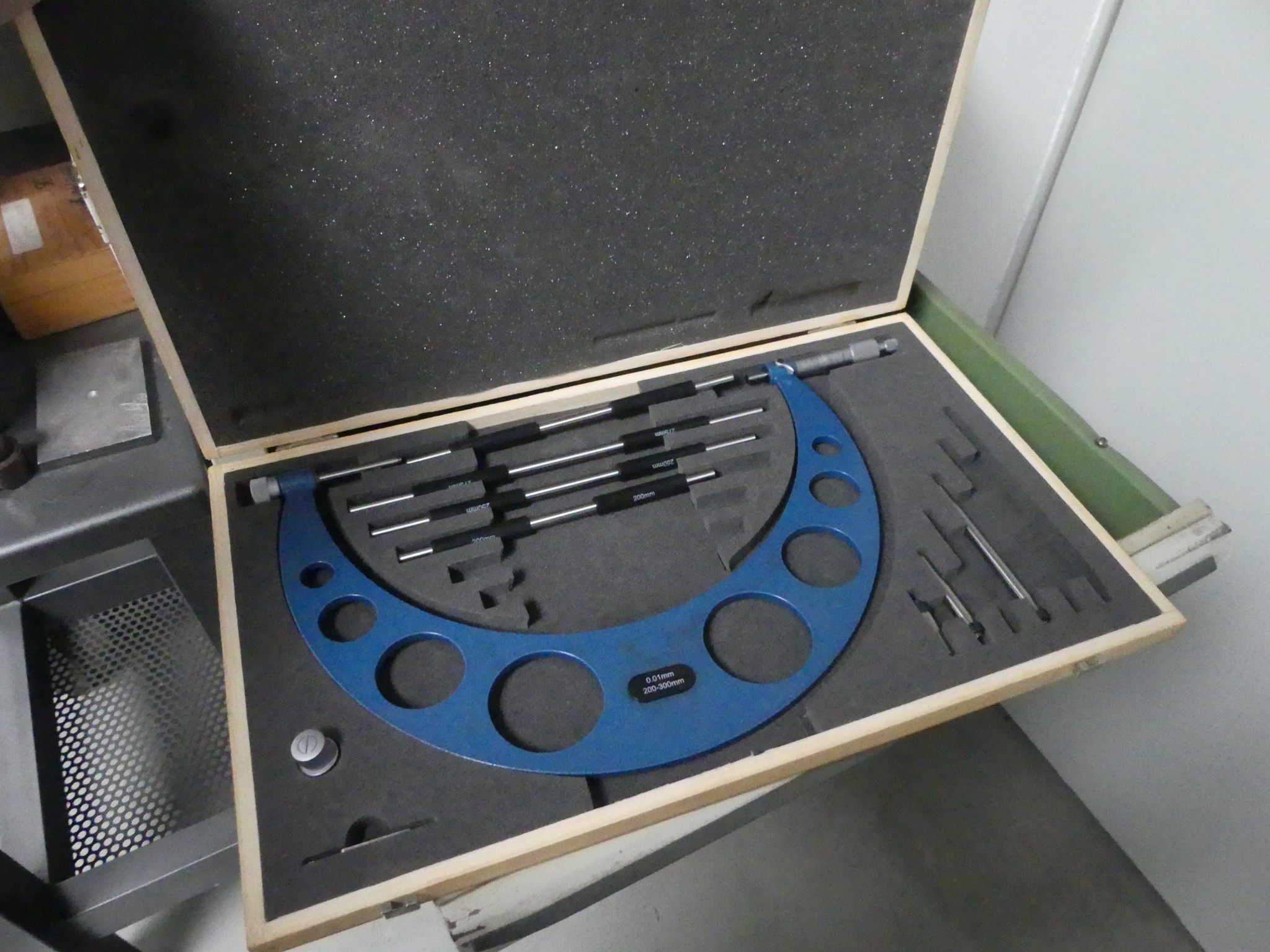 Maschinen und Betriebsausstattung eines Maschinenbauunternehmens-7