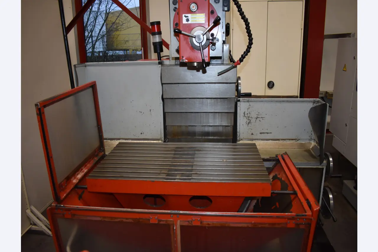 Maschinen und Betriebsausstattung eines Maschinenbauunternehmens-4