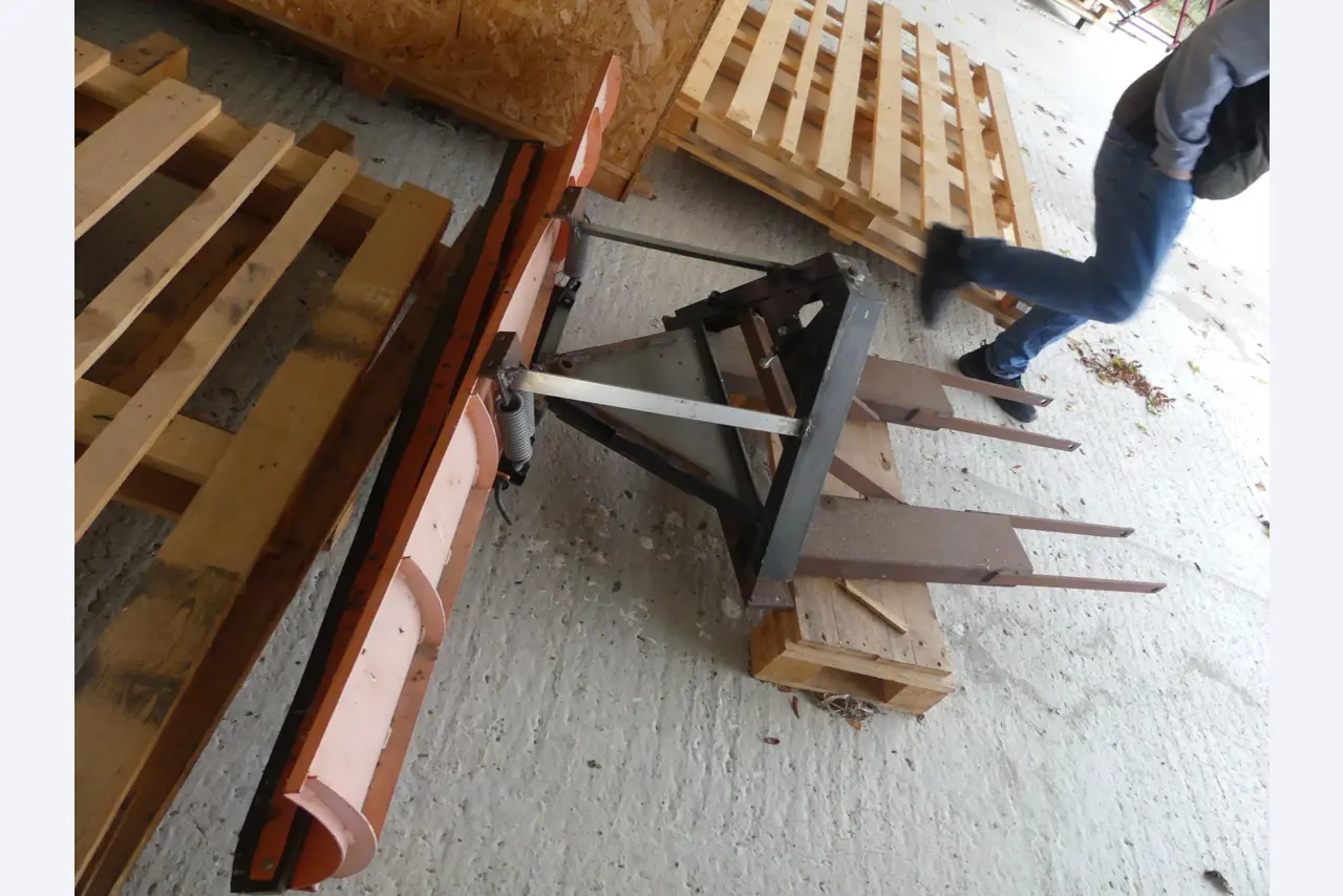 Maschinen und Betriebsausstattung eines Maschinenbauunternehmens-2