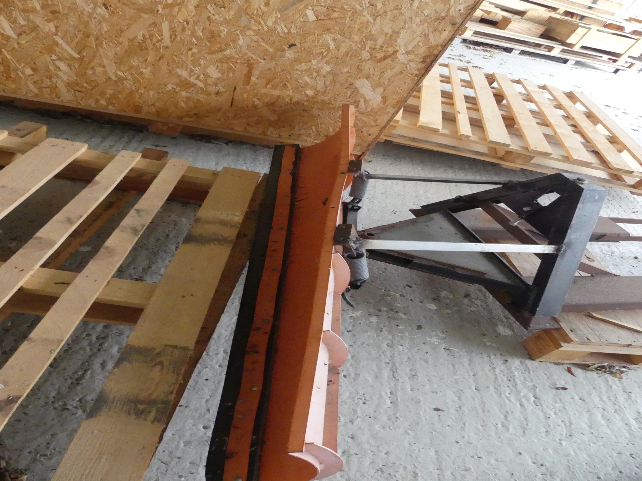 Maschinen und Betriebsausstattung eines Maschinenbauunternehmens-3