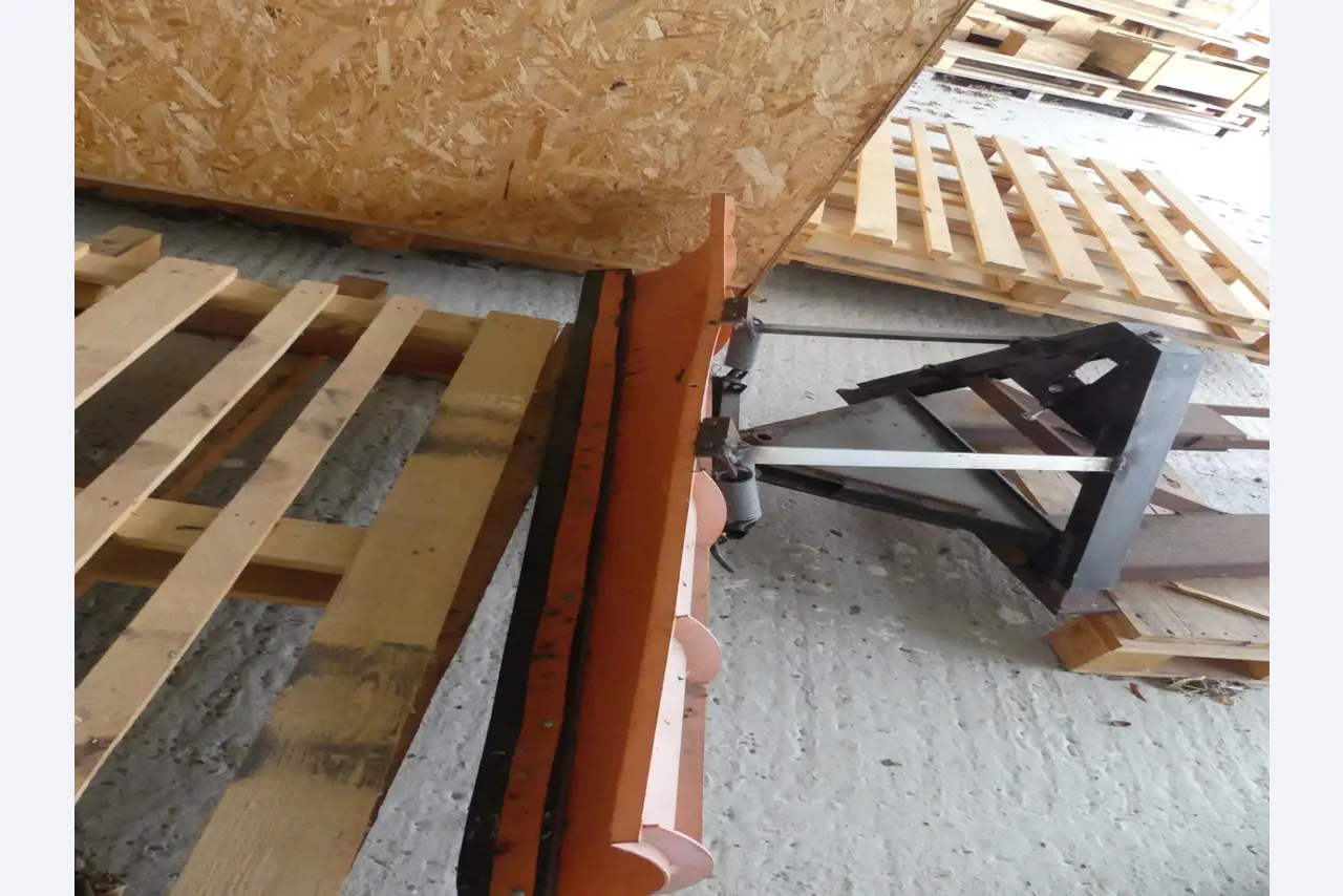 Maschinen und Betriebsausstattung eines Maschinenbauunternehmens-3