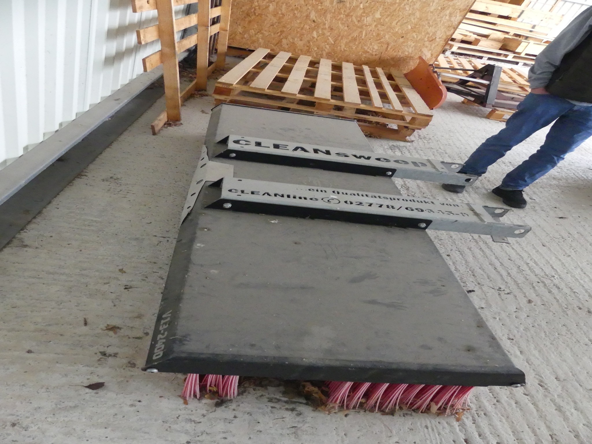 Maschinen und Betriebsausstattung eines Maschinenbauunternehmens-1