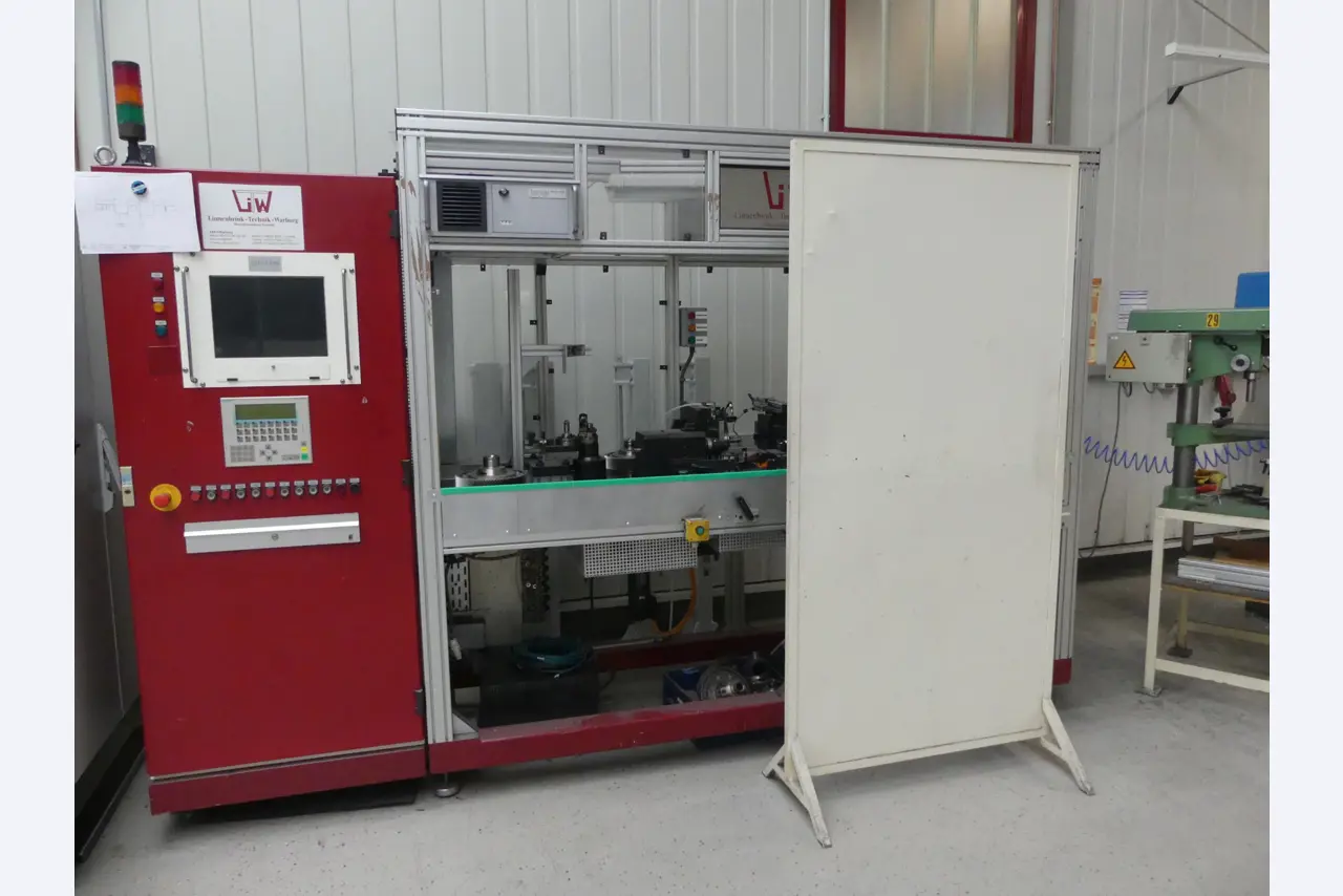 Maschinen und Betriebsausstattung eines Maschinenbauunternehmens-3