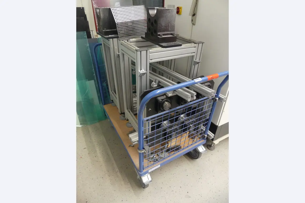 Maschinen und Betriebsausstattung eines Maschinenbauunternehmens-1