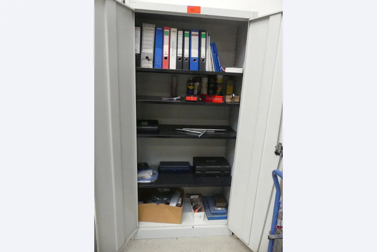 Maschinen und Betriebsausstattung eines Maschinenbauunternehmens-2