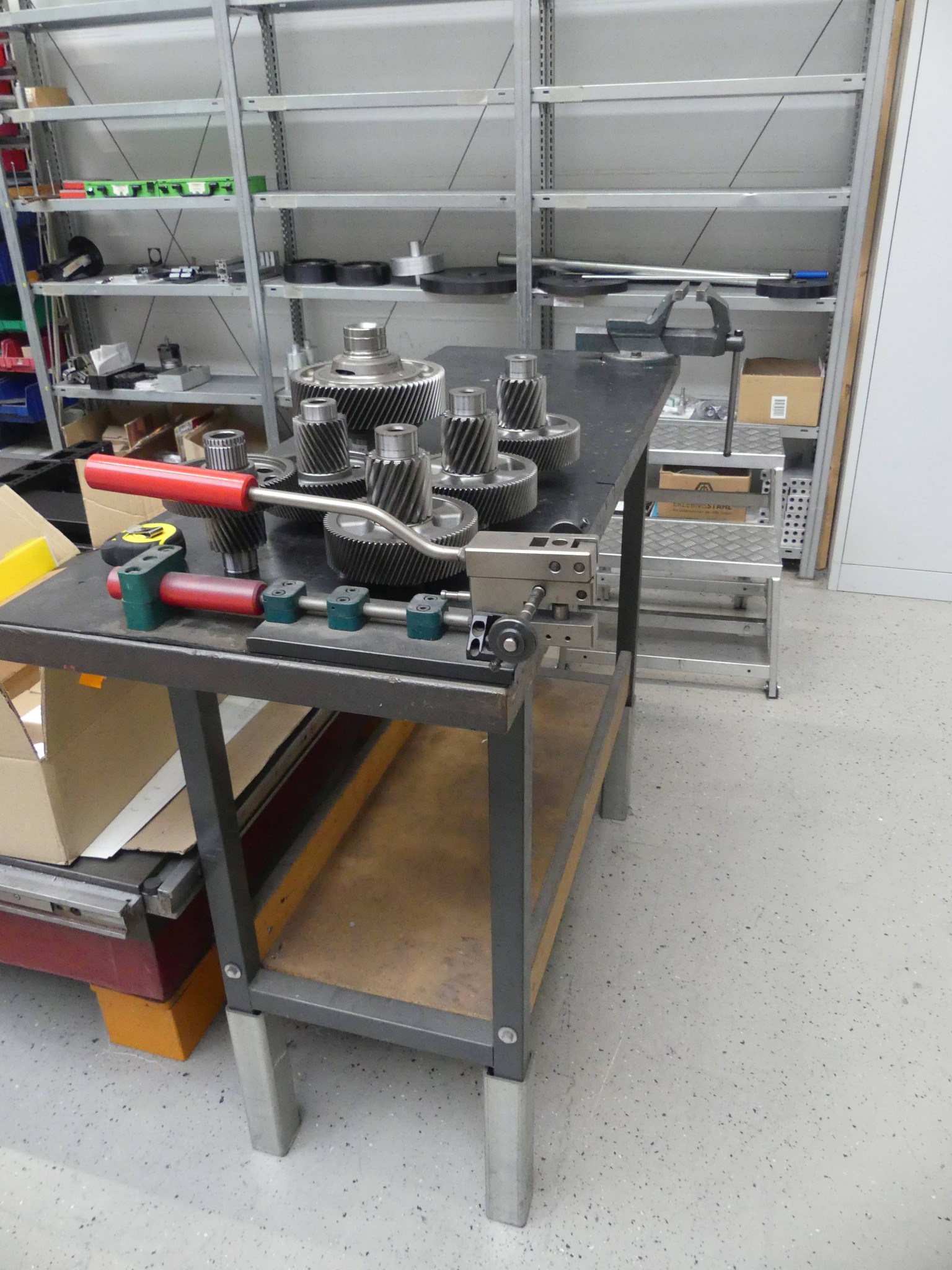 Maschinen und Betriebsausstattung eines Maschinenbauunternehmens-2