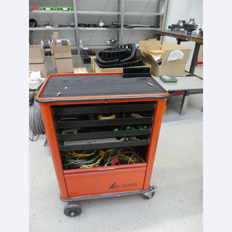 Maschinen und Betriebsausstattung eines Maschinenbauunternehmens-1