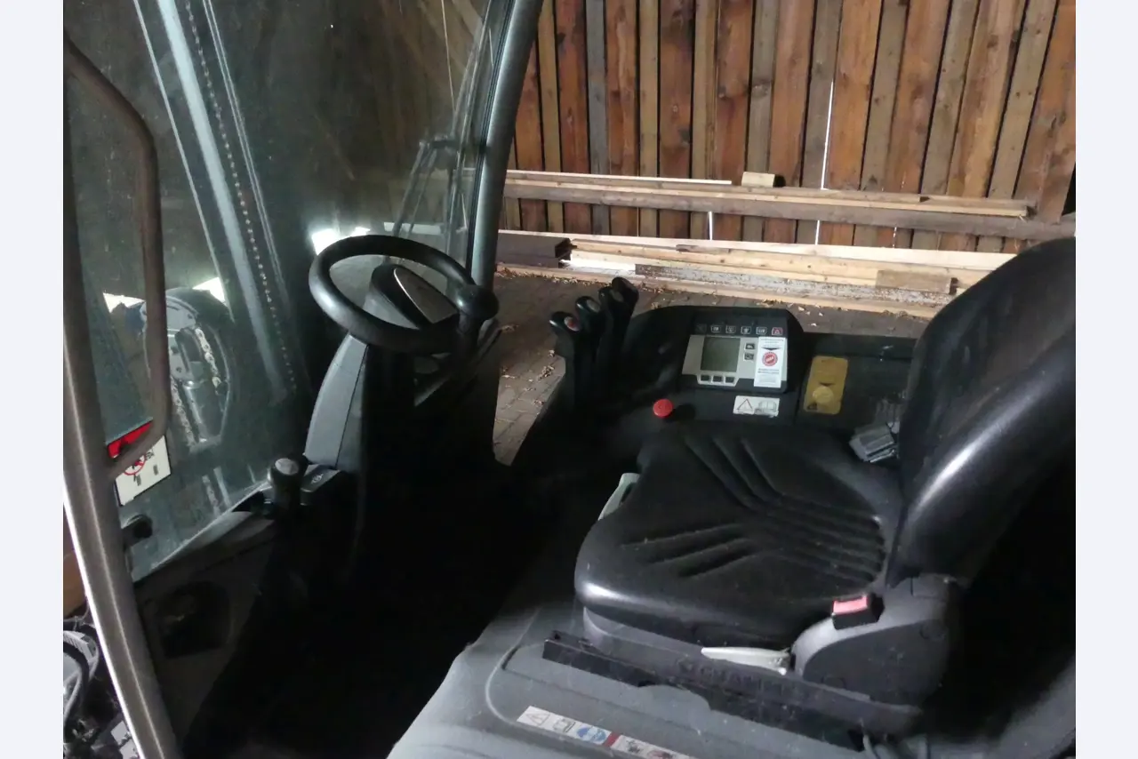 Maschinen und Betriebsausstattung eines Maschinenbauunternehmens-2