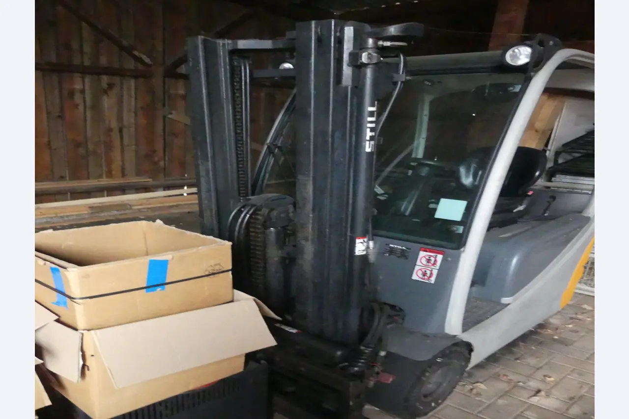 Maschinen und Betriebsausstattung eines Maschinenbauunternehmens-3