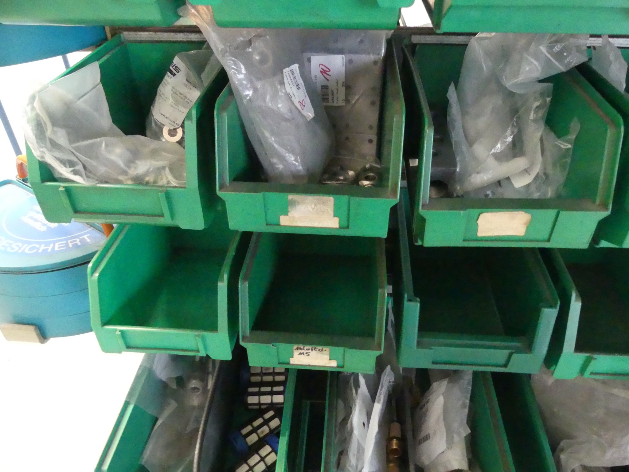 Maschinen und Betriebsausstattung eines Maschinenbauunternehmens-11