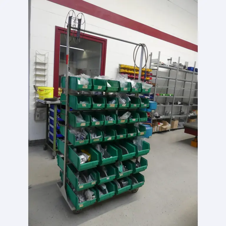 Maschinen und Betriebsausstattung eines Maschinenbauunternehmens-1