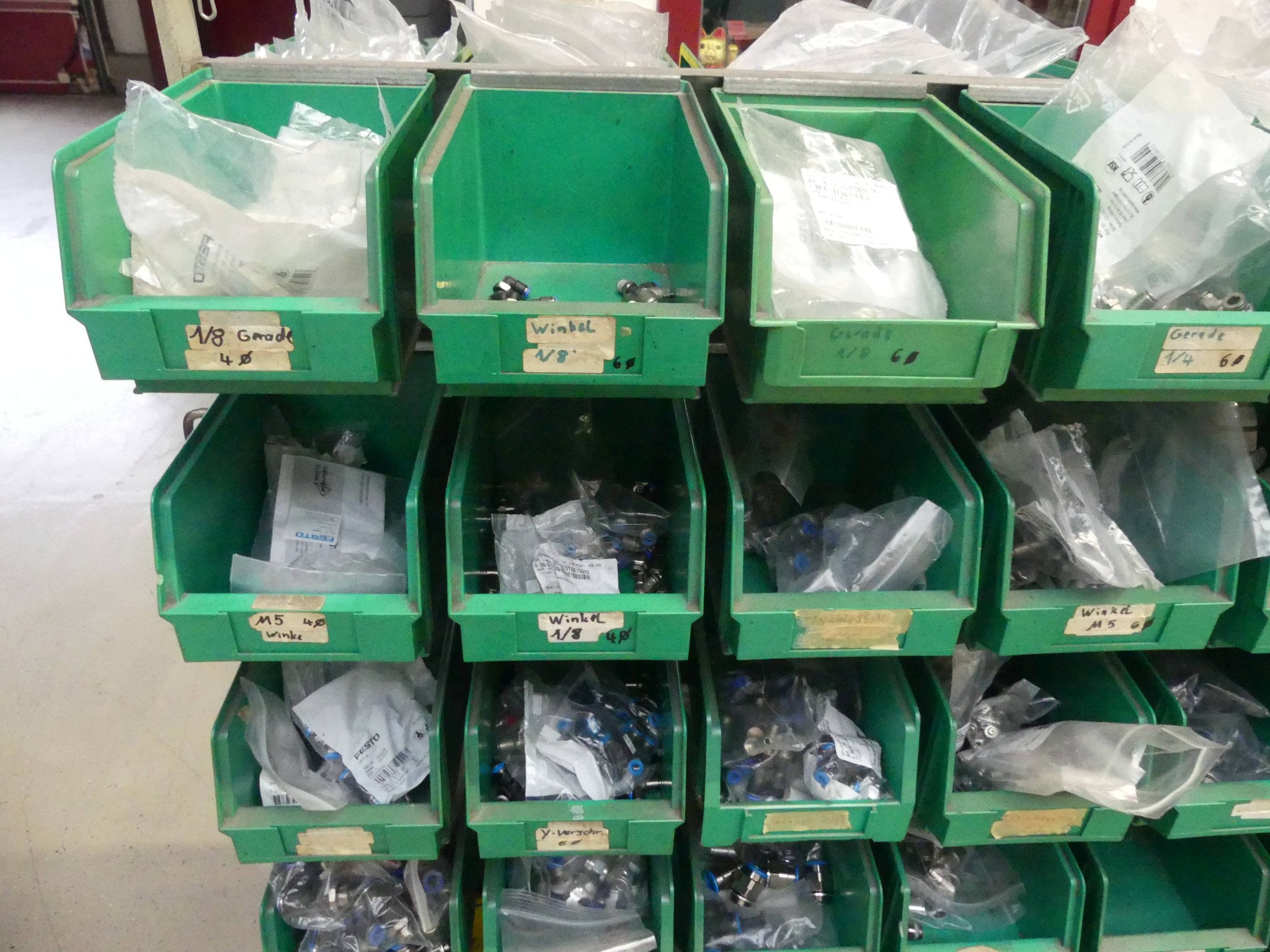 Maschinen und Betriebsausstattung eines Maschinenbauunternehmens-2