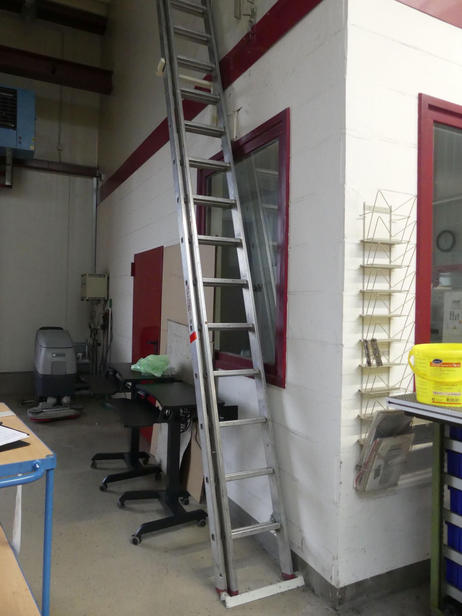 Maschinen und Betriebsausstattung eines Maschinenbauunternehmens-1