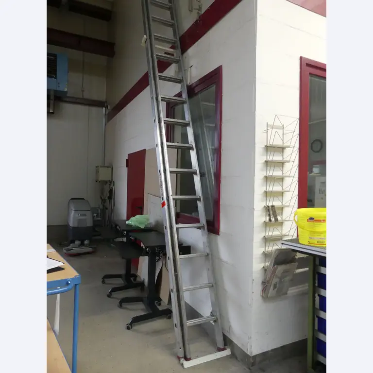 Maschinen und Betriebsausstattung eines Maschinenbauunternehmens-1