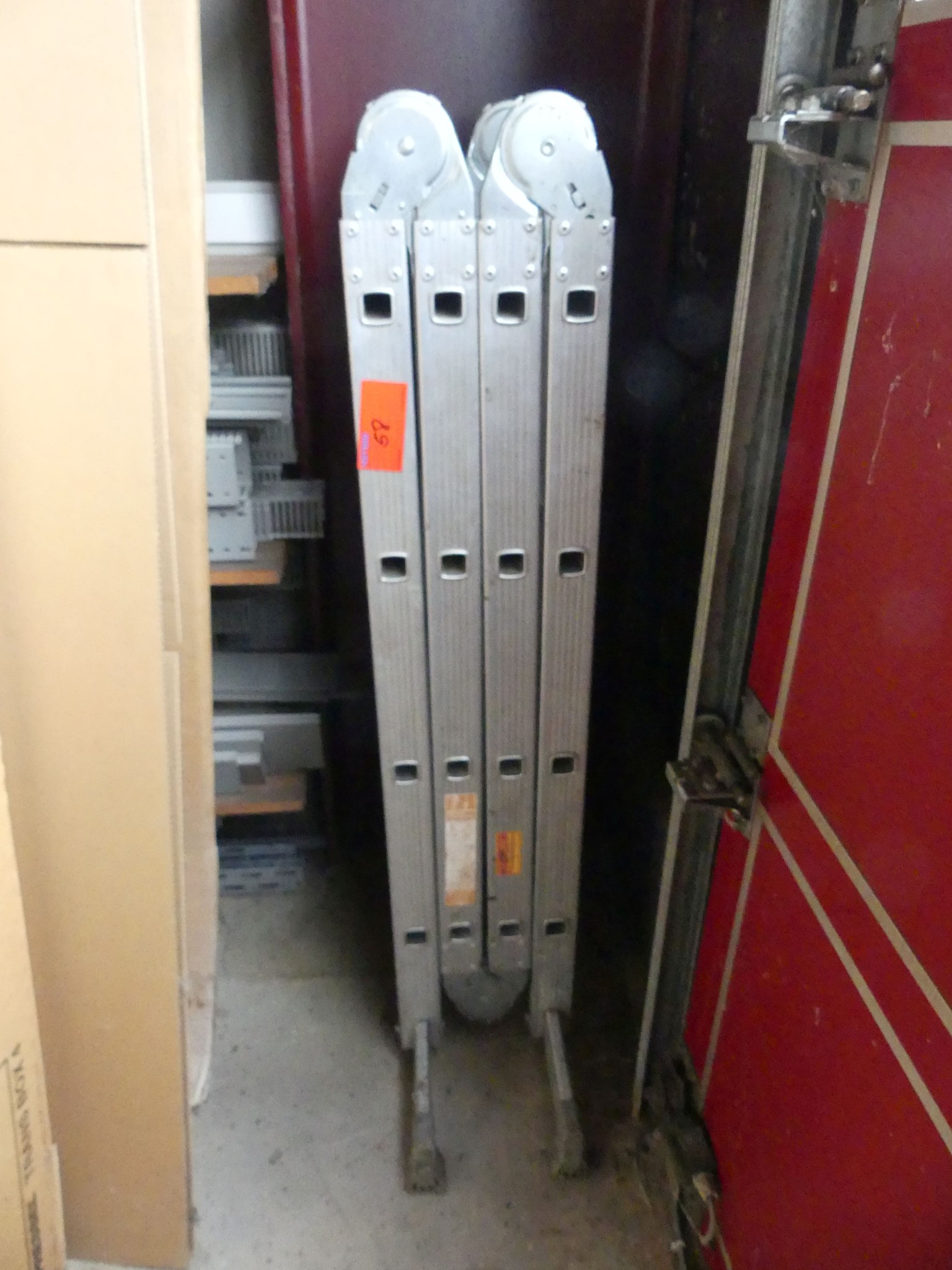 Maschinen und Betriebsausstattung eines Maschinenbauunternehmens-1