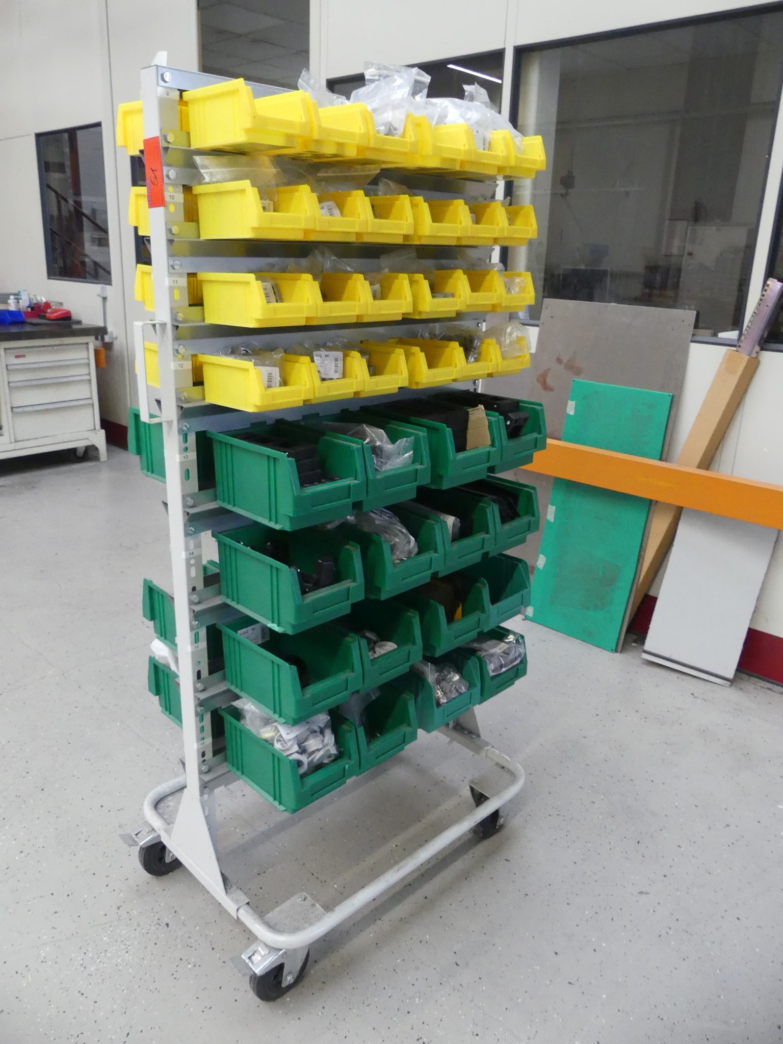 Maschinen und Betriebsausstattung eines Maschinenbauunternehmens-2