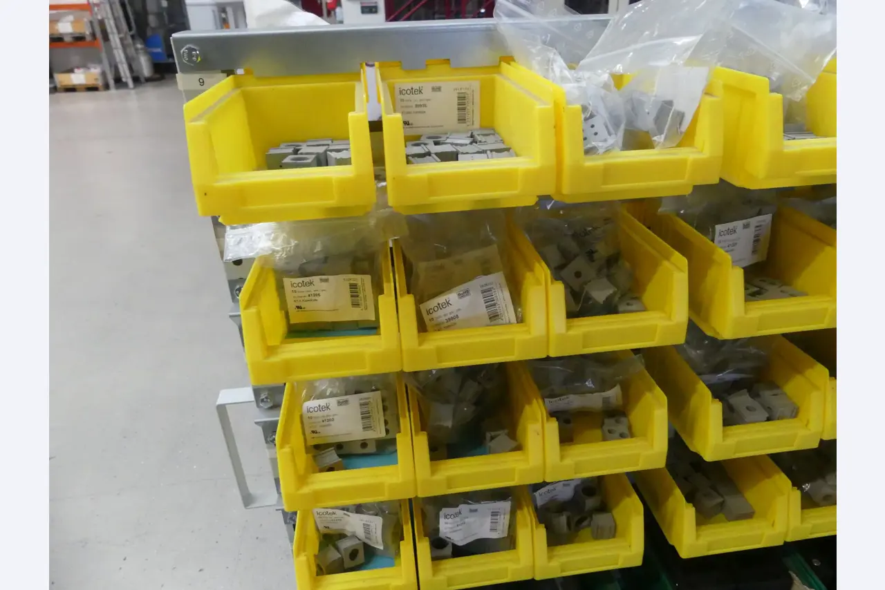 Maschinen und Betriebsausstattung eines Maschinenbauunternehmens-3