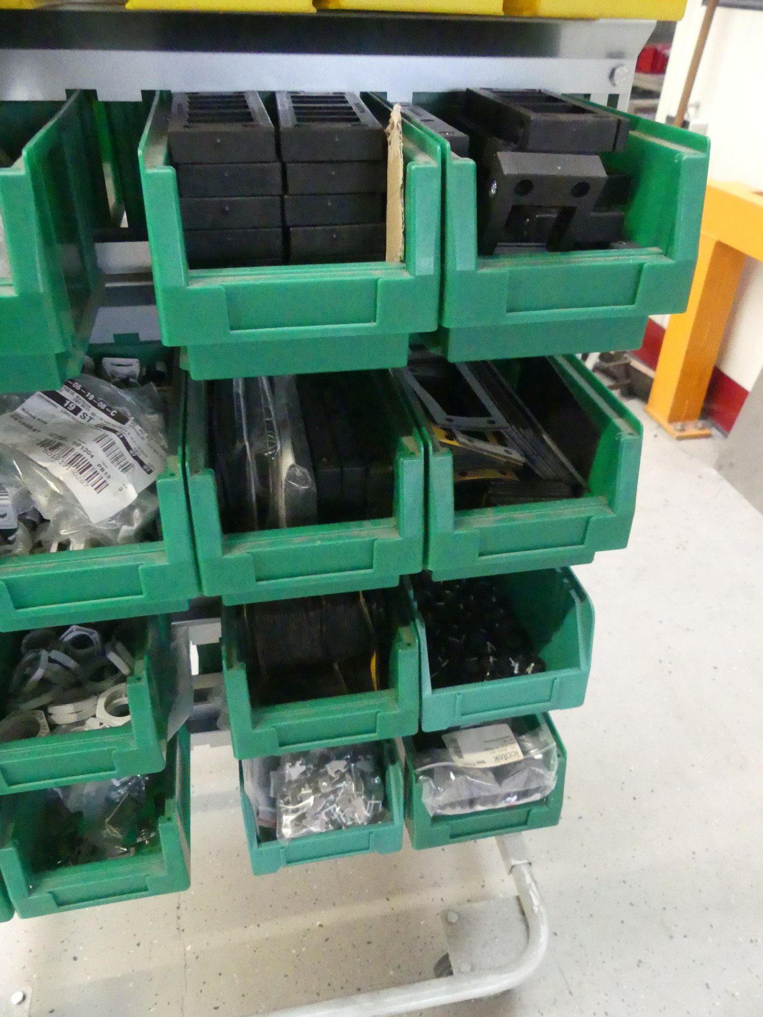 Maschinen und Betriebsausstattung eines Maschinenbauunternehmens-5