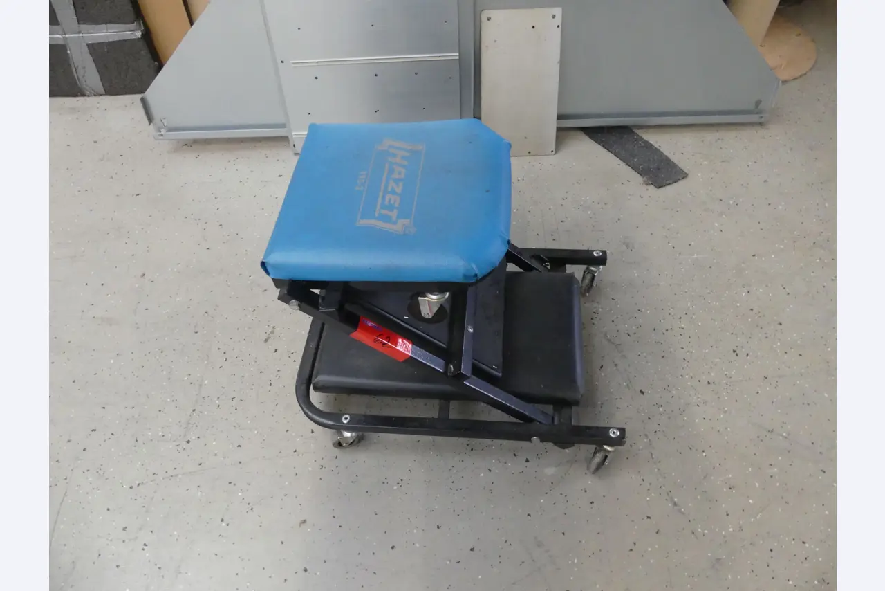 Maschinen und Betriebsausstattung eines Maschinenbauunternehmens-1